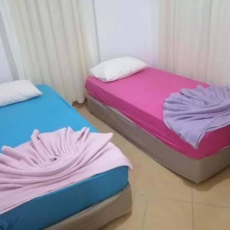 Villa Okurcalar çımtur Tatıl Sıtesı